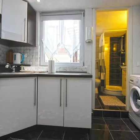 Fuer 3 Personen Ca 38 Qm In Pula, Istrien Istrische Riviera Apartment Pula